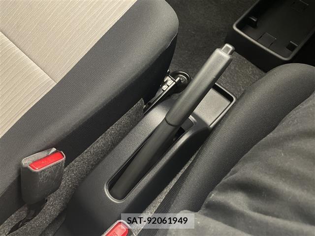Toyota PIXIS EPOCH 2018 8919069-10