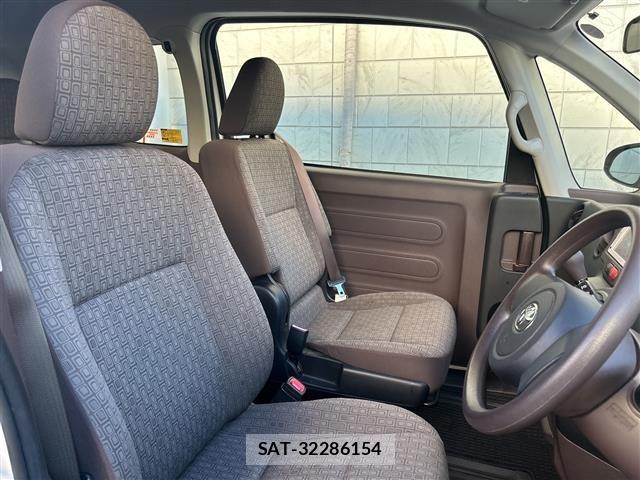 Toyota SPADE 2013 8917298-2