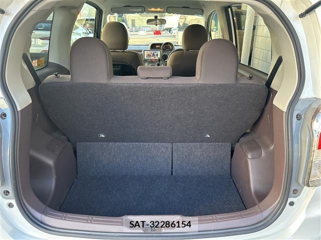Toyota SPADE 2013 8917298-6