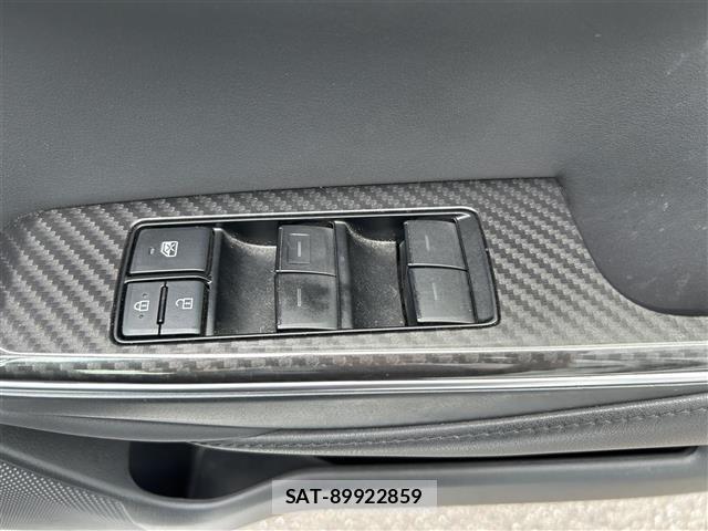 Toyota CROWN 2021 8937544-6