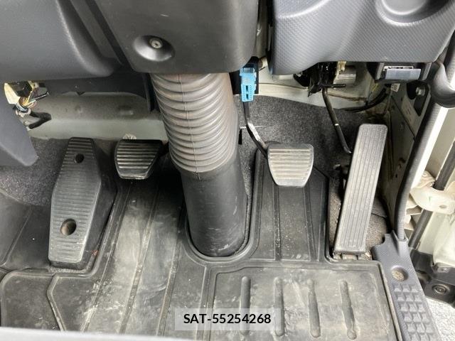 Isuzu FORWARD 2021 8823736-4