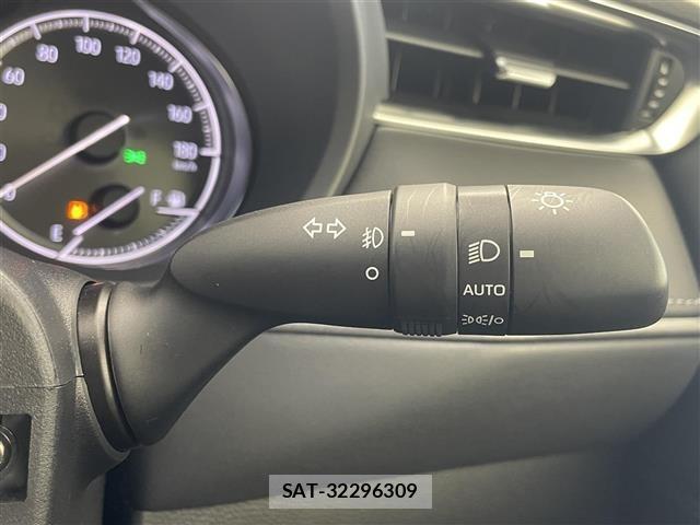 Toyota HARRIER 2021 8936947-9