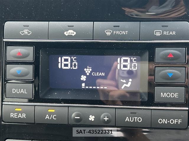 Nissan ELGRAND 2019 8909075-1