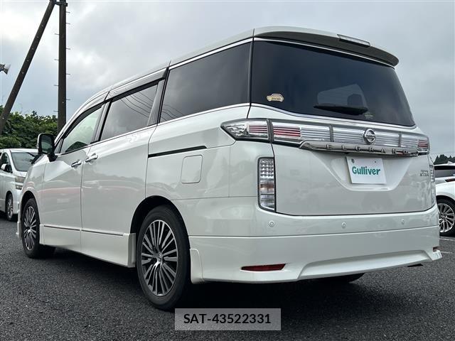 Nissan ELGRAND 2019 8909075-14