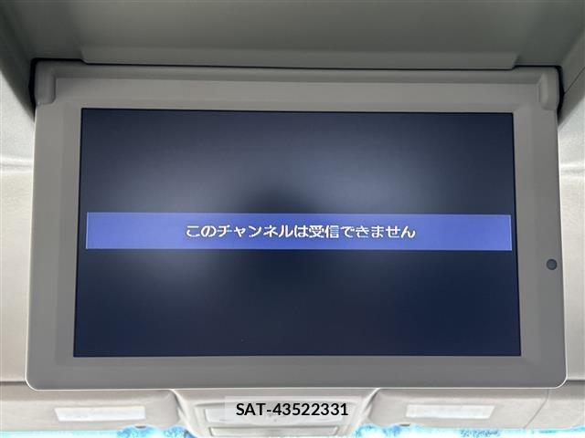 Nissan ELGRAND 2019 8909075-17