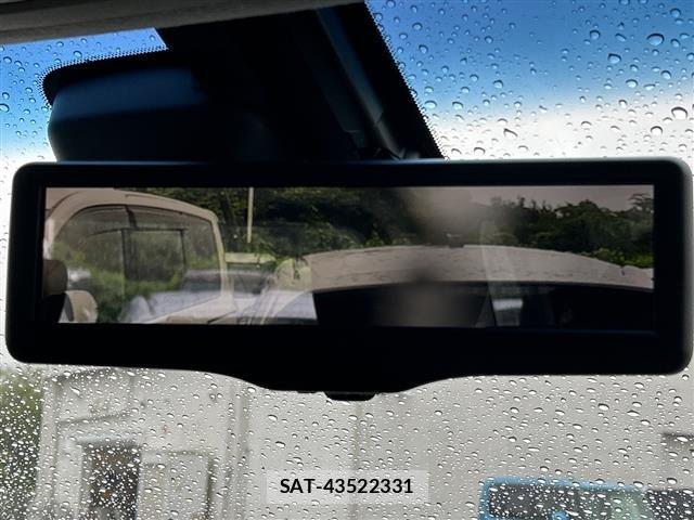 Nissan ELGRAND 2019 8909075-18