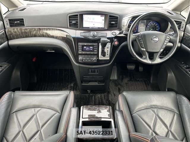 Nissan ELGRAND 2019 8909075-22