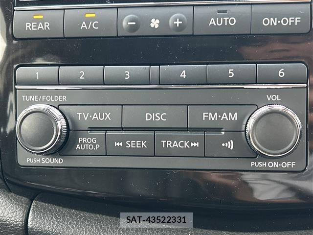 Nissan ELGRAND 2019 8909075-3