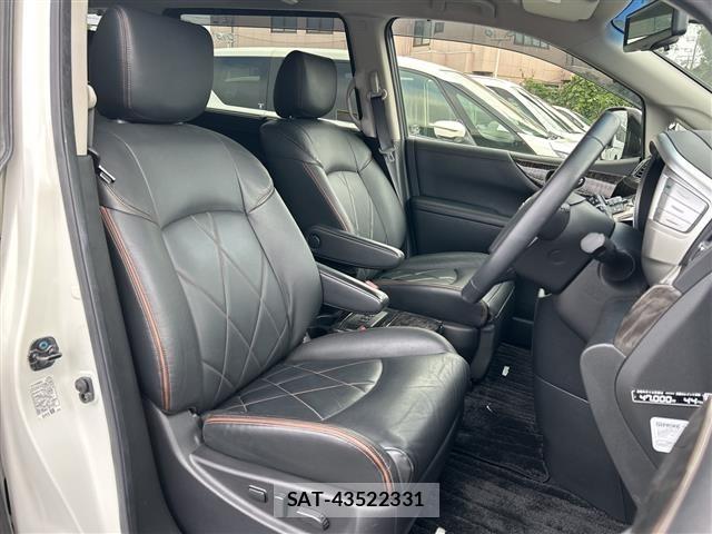 Nissan ELGRAND 2019 8909075-4