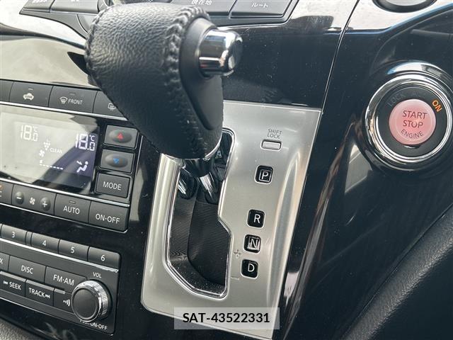 Nissan ELGRAND 2019 8909075-5