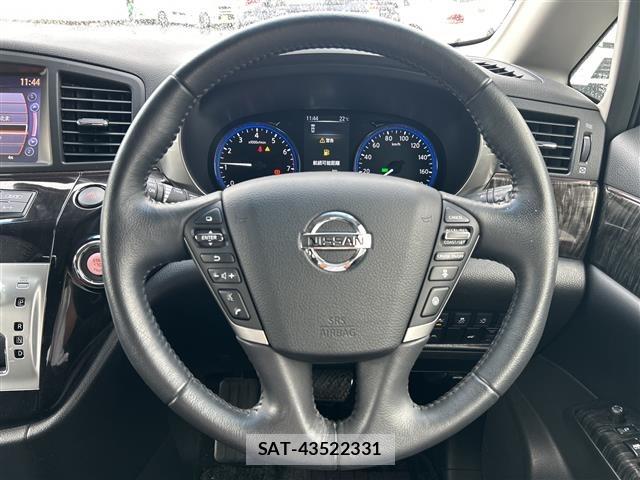 Nissan ELGRAND 2019 8909075-9