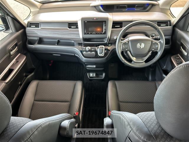 Honda FREED 2022 8684186-15