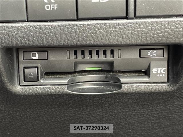 Toyota HARRIER 2022 8936953-6