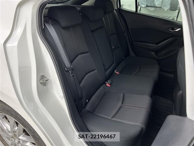 Mazda AXELA 2017 8911653-13