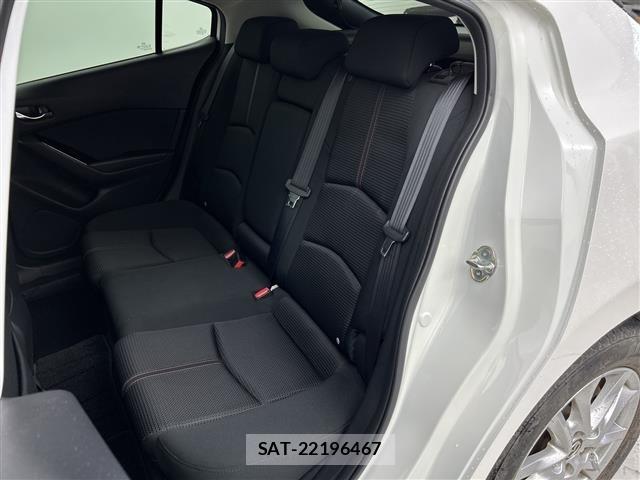 Mazda AXELA 2017 8911653-14
