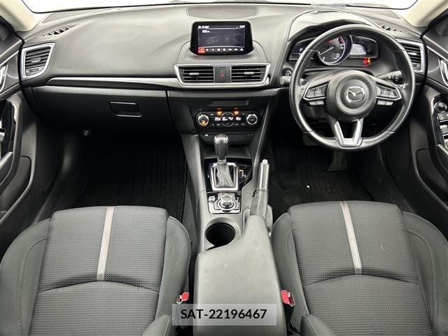 Mazda AXELA 2017 8911653-17