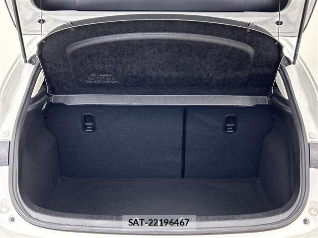 Mazda AXELA 2017 8911653-22