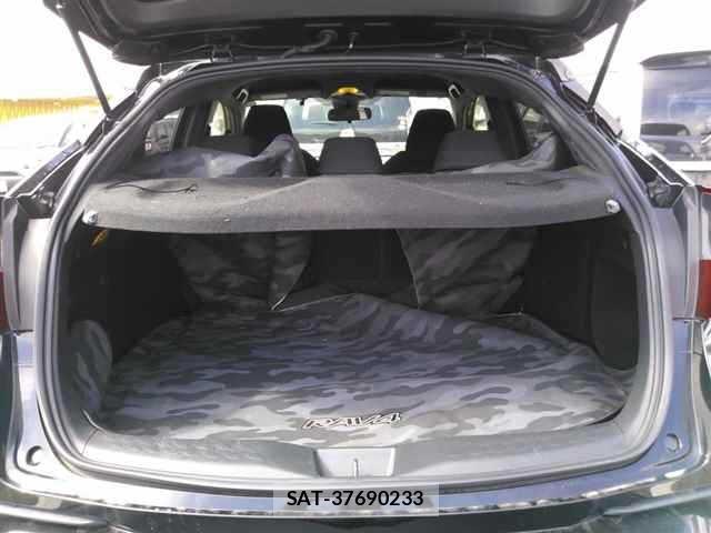 Toyota C-HR 2017 8768388-10