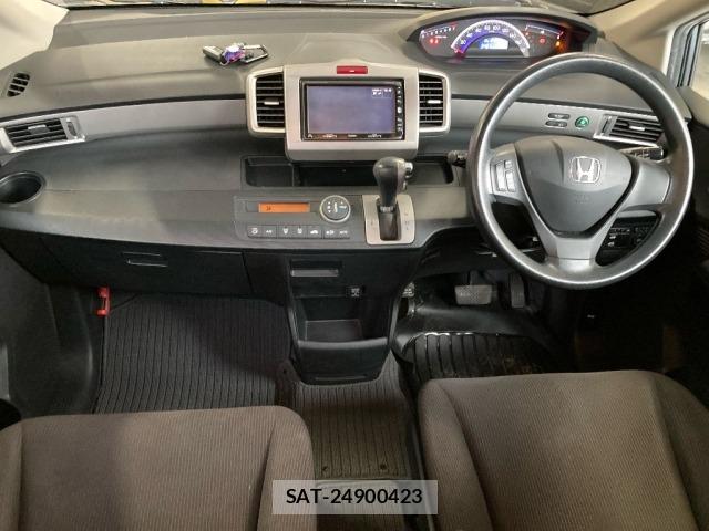 Honda FREED 2012 8821863-3