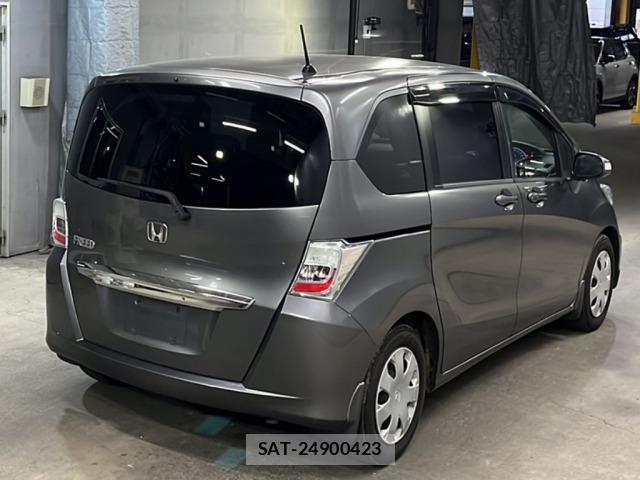 Honda FREED 2012 8821863-5
