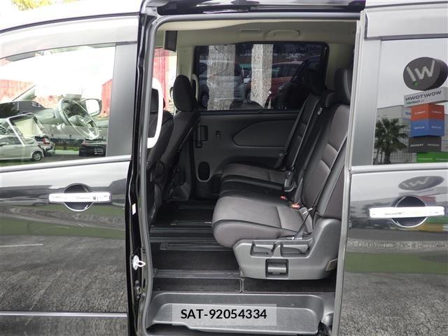 Nissan SERENA 2017 8924925-23