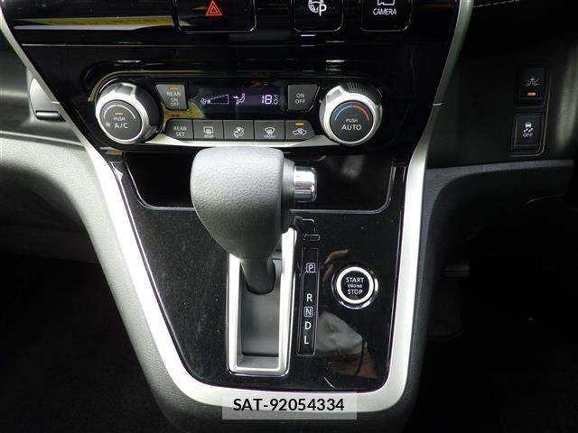 Nissan SERENA 2017 8924925-9