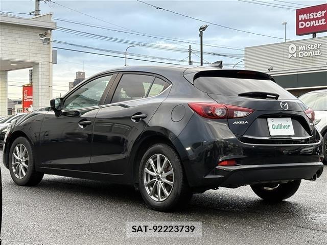 Mazda AXELA 2017 8911688-13