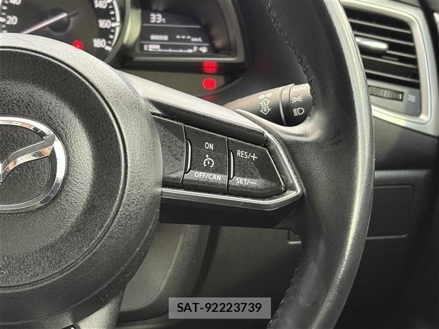 Mazda AXELA 2017 8911688-3