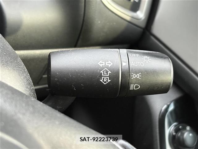 Mazda AXELA 2017 8911688-7