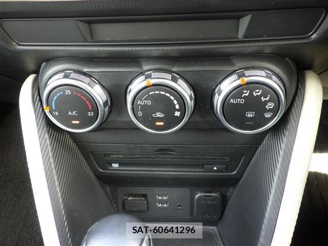 Mazda DEMIO 2015 8907813-9