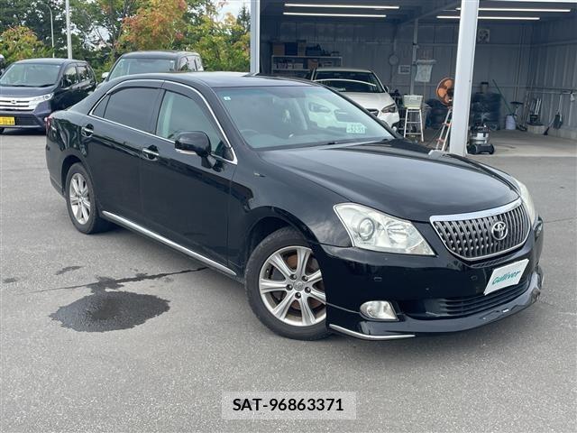 Toyota CROWN MAJESTA 2011 8939690-2
