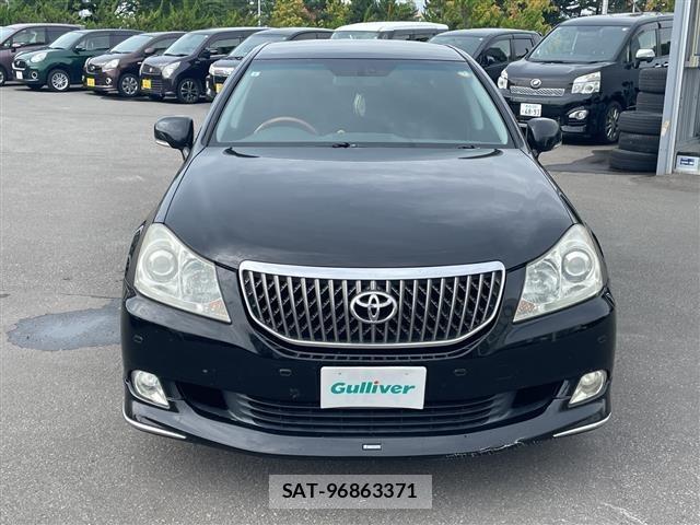 Toyota CROWN MAJESTA 2011 8939690-5