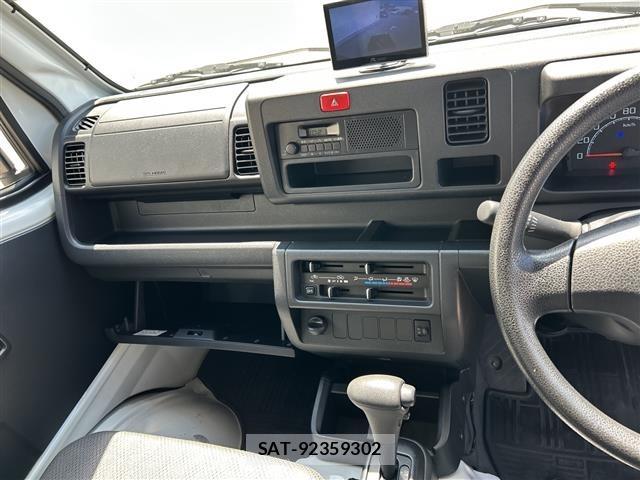 Daihatsu HIJET TRUCK 2018 8689252-5