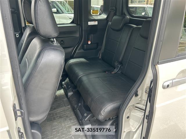 Daihatsu WAKE 2018 8698603-4