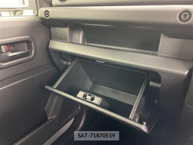 Suzuki JIMNY SIERRA 2025 8917156-4