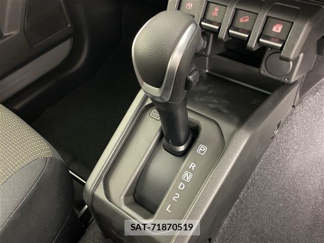 Suzuki JIMNY SIERRA 2025 8917156-9