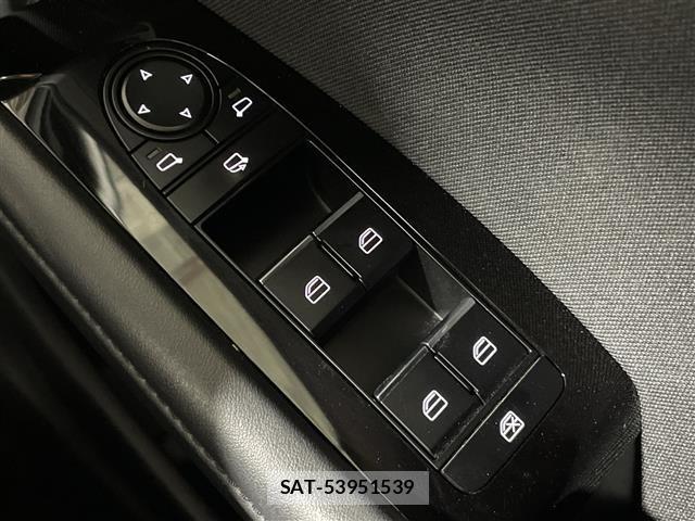 Mazda MAZDA3 2022 8909252-22
