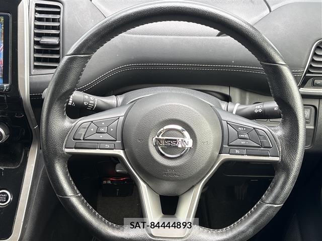 Nissan SERENA 2017 8924982-14