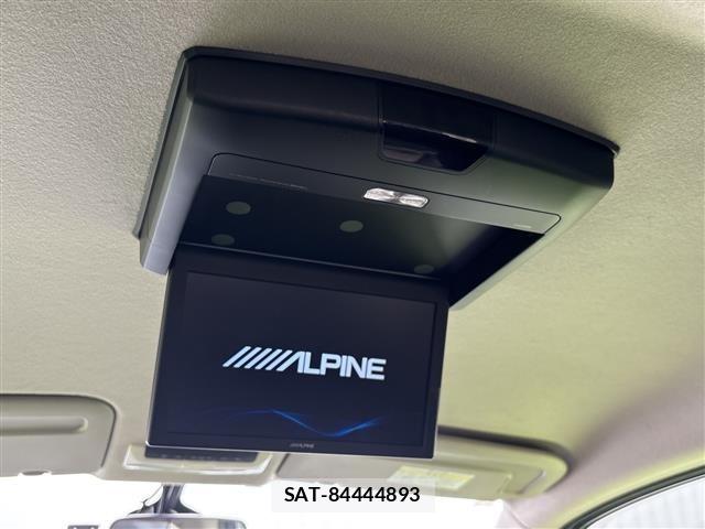 Nissan SERENA 2017 8924982-16