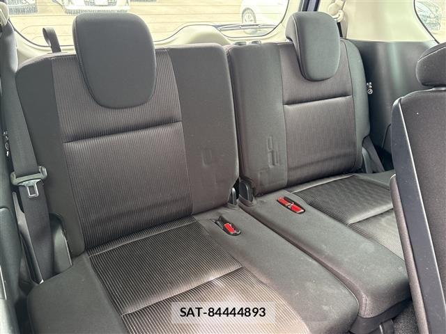 Nissan SERENA 2017 8924982-3