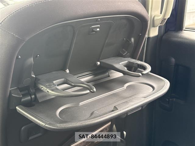 Nissan SERENA 2017 8924982-5