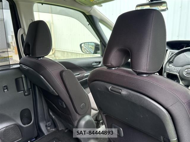 Nissan SERENA 2017 8924982-8
