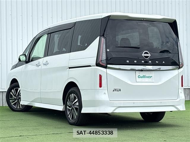 Nissan SERENA 2023 8925000-13