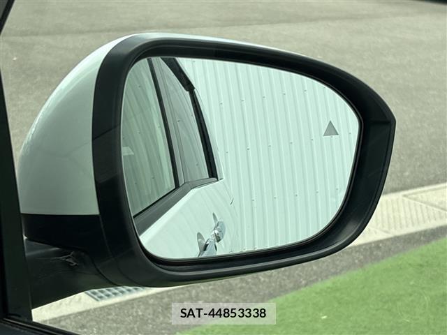 Nissan SERENA 2023 8925000-19