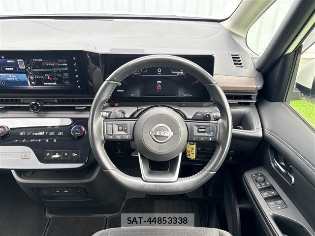Nissan SERENA 2023 8925000-3