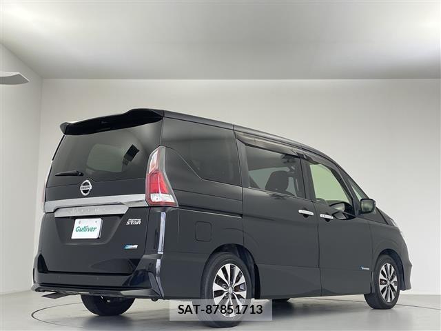 Nissan SERENA 2017 8925001-2