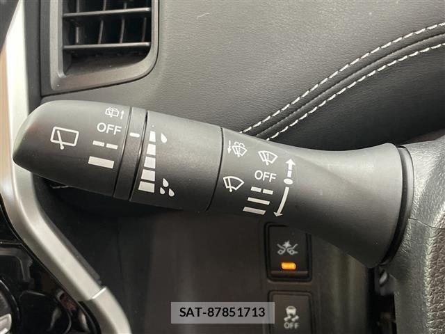 Nissan SERENA 2017 8925001-7