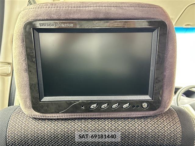 Nissan SERENA 2014 8925031-18
