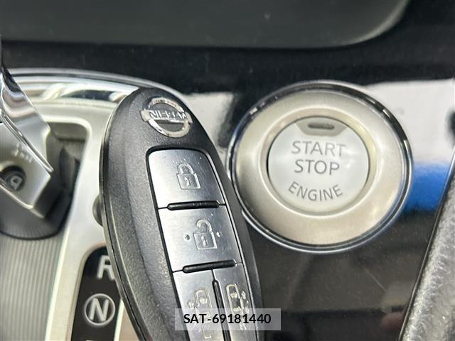 Nissan SERENA 2014 8925031-3