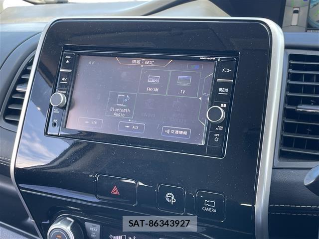 Nissan SERENA 2017 8925042-1